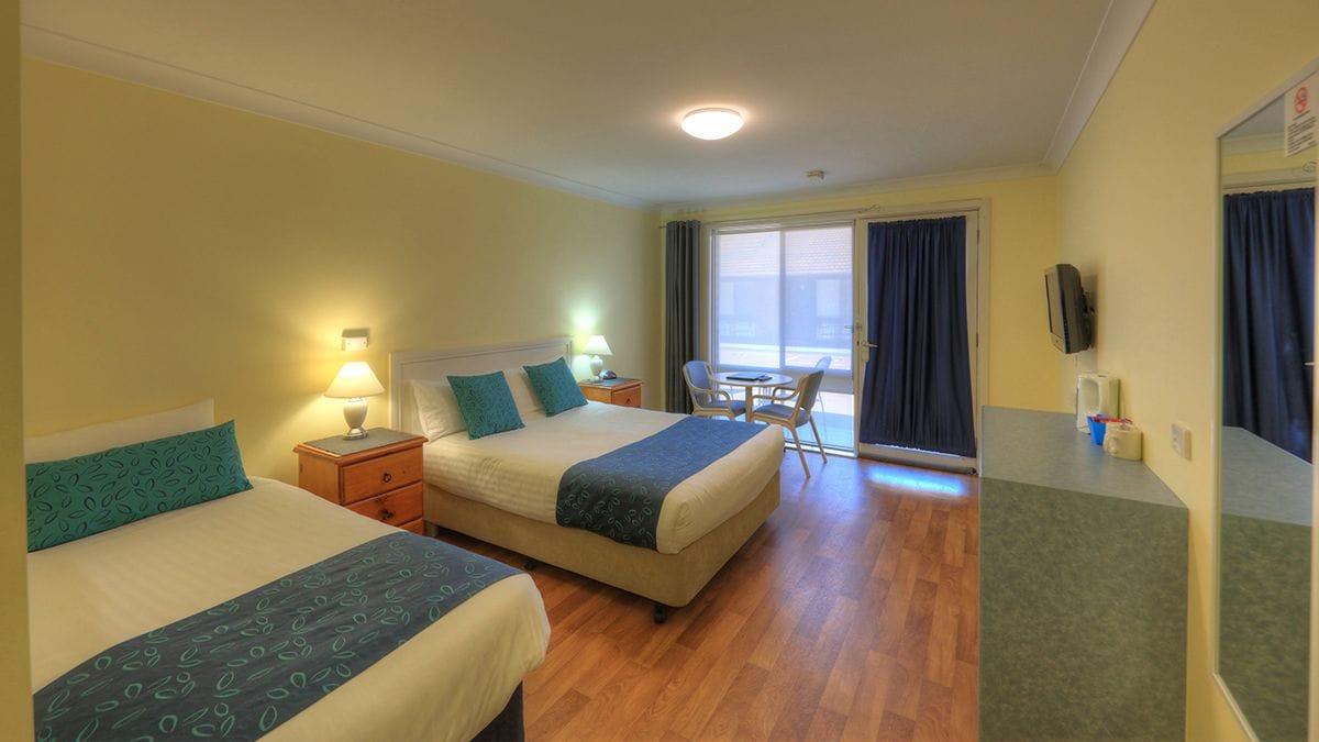 Pelican Motor Motel 3*